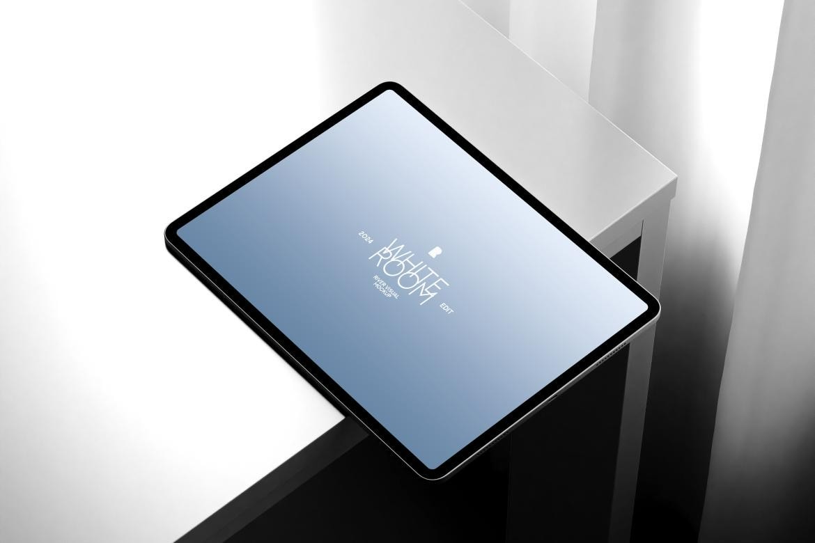 ipad pro mockup on table